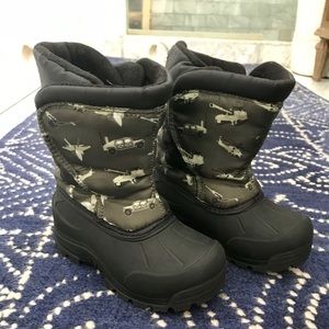 Toddler snow boots